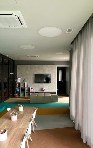 Apartamento à venda com 195m², 4 quartos e 3 vagas Apartamento à venda com 195m², 4 quartos e 3 vagasBrinquedoteca