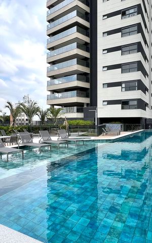 Apartamento à venda com 195m², 4 quartos e 3 vagas Apartamento à venda com 195m², 4 quartos e 3 vagasPiscina