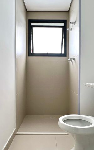 Apartamento à venda com 195m², 4 quartos e 3 vagas Apartamento à venda com 195m², 4 quartos e 3 vagasBanheiro