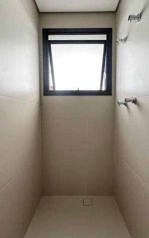 Apartamento à venda com 195m², 4 quartos e 3 vagas Apartamento à venda com 195m², 4 quartos e 3 vagasBanheiro