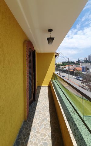 Casa à venda com 275m², 3 quartos e 2 vagasvaranda da suíte 1