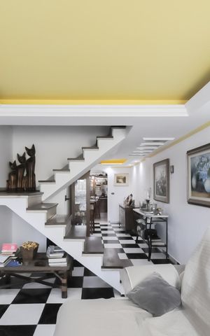 Casa à venda com 275m², 3 quartos e 2 vagasSala