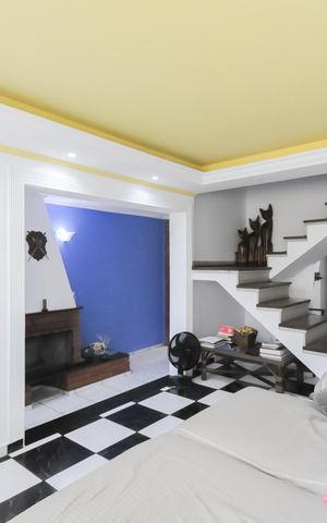Casa à venda com 275m², 3 quartos e 2 vagasSala