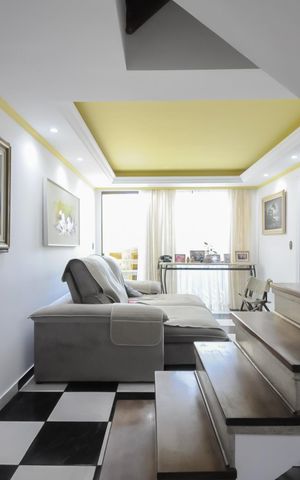 Casa à venda com 275m², 3 quartos e 2 vagasSala