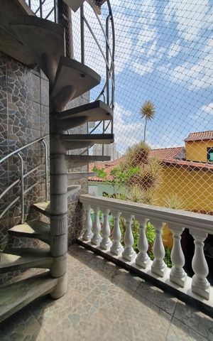 Casa à venda com 275m², 3 quartos e 2 vagasvaranda edícula