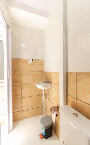 Casa para alugar com 150m², 2 quartos e 2 vagasBanheiro de serviço