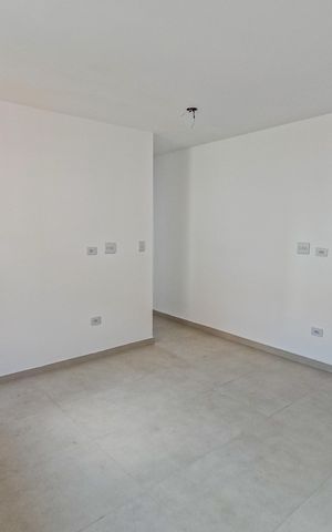 Apartamento à venda com 37m², 2 quartos e sem vaga Apartamento à venda com 37m², 2 quartos e sem vagaSala/Cozinha