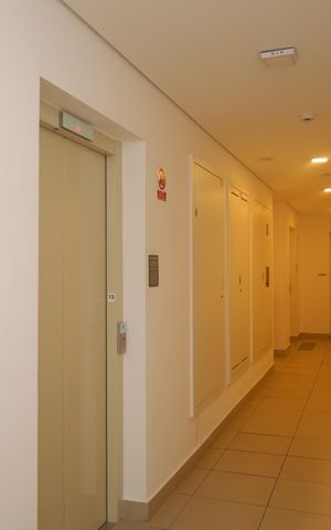 Apartamento para alugar com 36m², 2 quartos e sem vagaÁrea comum - Saguão do andar
