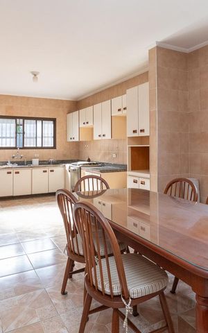 Casa à venda com 400m², 4 quartos e 5 vagasCozinha