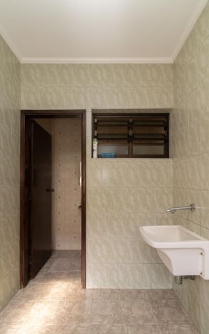 Casa à venda com 400m², 4 quartos e 5 vagasÁrea de Serviço 1