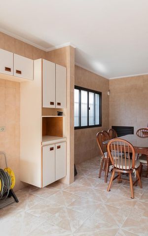Casa à venda com 400m², 4 quartos e 5 vagasCozinha