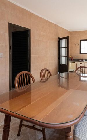 Casa à venda com 400m², 4 quartos e 5 vagasCozinha