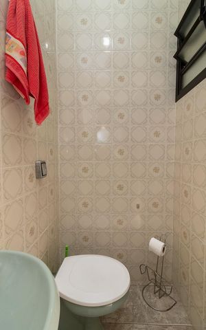 Casa à venda com 400m², 4 quartos e 5 vagasLavabo 1