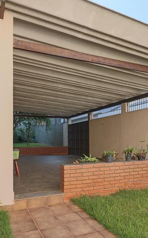 Casa à venda com 400m², 4 quartos e 5 vagasÁrea