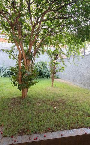 Casa à venda com 400m², 4 quartos e 5 vagasQuintal