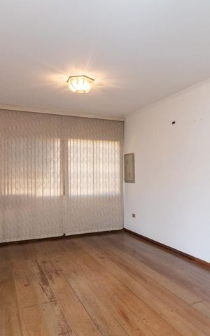 Casa à venda com 400m², 4 quartos e 5 vagasSala