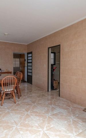 Casa à venda com 400m², 4 quartos e 5 vagasCozinha