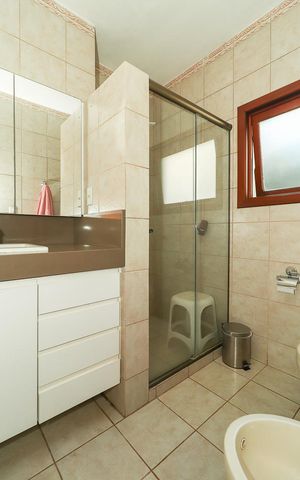 Casa à venda com 250m², 3 quartos e 1 vagaBanheiro da Suíte