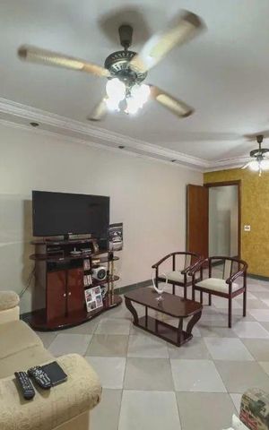 Casa à venda com 263m², 3 quartos e 3 vagas Casa à venda com 263m², 3 quartos e 3 vagasSala
