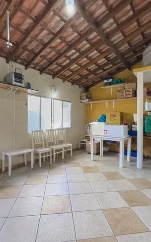 Casa à venda com 263m², 3 quartos e 3 vagas Casa à venda com 263m², 3 quartos e 3 vagasChurrasqueira