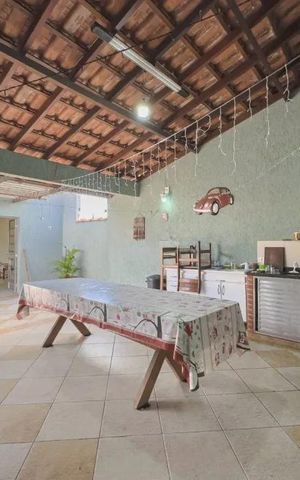 Casa à venda com 263m², 3 quartos e 3 vagas Casa à venda com 263m², 3 quartos e 3 vagasChurrasqueira