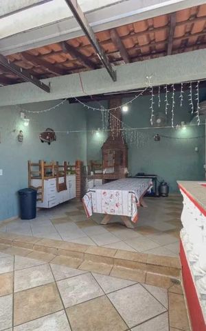 Casa à venda com 263m², 3 quartos e 3 vagas Casa à venda com 263m², 3 quartos e 3 vagasChurrasqueira