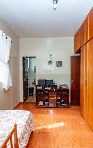 Casa à venda com 630m², 12 quartos e 2 vagas Casa à venda com 630m², 12 quartos e 2 vagasCasa 2 Quarto
