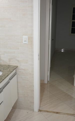 Apartamento para alugar com 71m², 2 quartos e sem vagaBanheiro