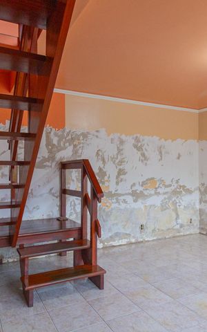 Casa à venda com 250m², 3 quartos e 4 vagas Casa à venda com 250m², 3 quartos e 4 vagasSala 1