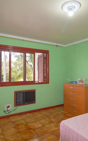 Casa à venda com 250m², 3 quartos e 4 vagas Casa à venda com 250m², 3 quartos e 4 vagasSuíte 1