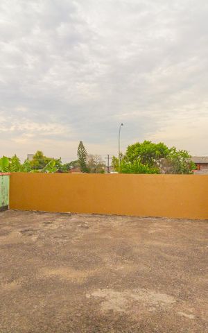 Casa à venda com 250m², 3 quartos e 4 vagas Casa à venda com 250m², 3 quartos e 4 vagasvista Suíte 2