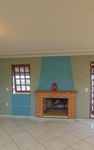 Casa à venda com 250m², 3 quartos e 4 vagas Casa à venda com 250m², 3 quartos e 4 vagasSalão de Festas
