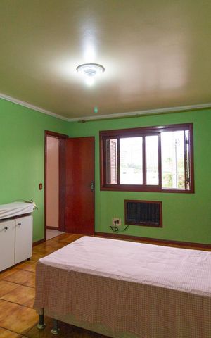 Casa à venda com 250m², 3 quartos e 4 vagas Casa à venda com 250m², 3 quartos e 4 vagasSuíte 1