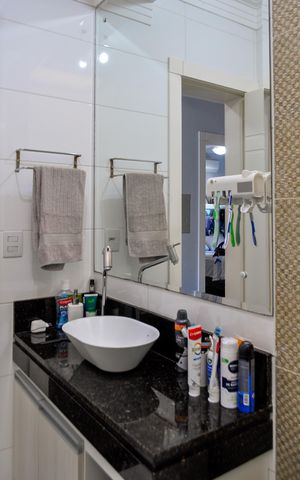 Casa de condomínio à venda com 150m², 3 quartos e 2 vagas Casa de condomínio à venda com 150m², 3 quartos e 2 vagasBanheiro