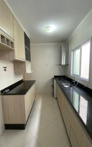 Apartamento para alugar com 100m², 2 quartos e 2 vagas Apartamento para alugar com 100m², 2 quartos e 2 vagasCozinha
