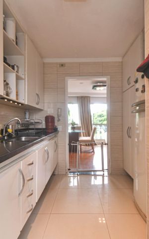 Apartamento à venda com 46m², 1 quarto e 1 vaga Apartamento à venda com 46m², 1 quarto e 1 vagaCozinha