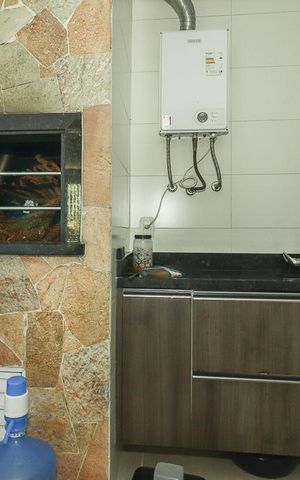 Casa à venda com 181m², 4 quartos e 3 vagasChurrasqueira