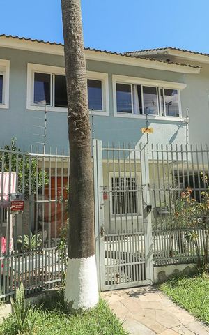 Casa à venda com 181m², 4 quartos e 3 vagasFachada