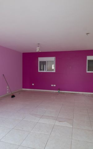 Casa à venda com 288m², 4 quartos e 2 vagas Casa à venda com 288m², 4 quartos e 2 vagasQuarto 1 - Suíte - Casa 1