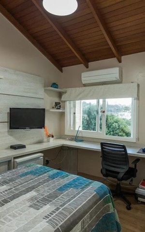 Casa à venda com 344m², 4 quartos e 3 vagas Casa à venda com 344m², 4 quartos e 3 vagasQuarto 2