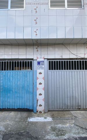 Apartamento à venda com 140m², 8 quartos e 2 vagas Apartamento à venda com 140m², 8 quartos e 2 vagasFachada