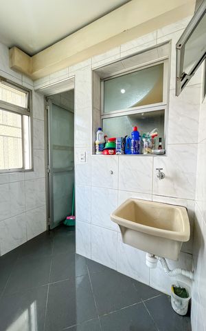 Apartamento à venda com 80m², 2 quartos e 1 vaga Apartamento à venda com 80m², 2 quartos e 1 vagaÁrea de Serviço