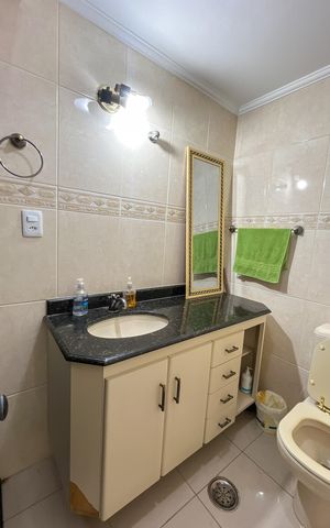 Apartamento à venda com 80m², 2 quartos e 1 vaga Apartamento à venda com 80m², 2 quartos e 1 vagaBanheiro