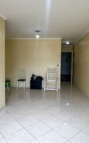 Apartamento à venda com 80m², 2 quartos e 1 vaga Apartamento à venda com 80m², 2 quartos e 1 vagaSala