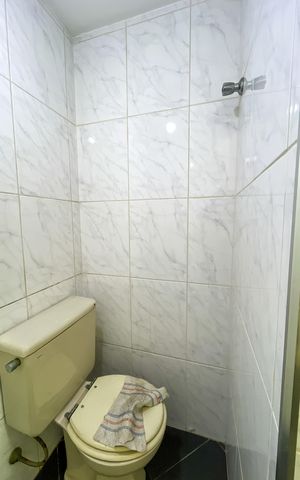 Apartamento à venda com 80m², 2 quartos e 1 vaga Apartamento à venda com 80m², 2 quartos e 1 vagaLavabo