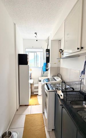 Apartamento à venda com 45m², 2 quartos e 1 vagaCozinha