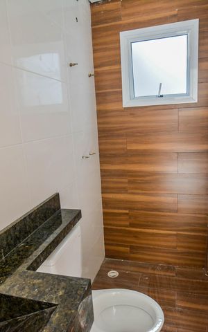 Apartamento à venda com 71m², 2 quartos e 1 vaga Apartamento à venda com 71m², 2 quartos e 1 vagaBanheiro da Suíte