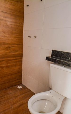 Apartamento à venda com 71m², 2 quartos e 1 vaga Apartamento à venda com 71m², 2 quartos e 1 vagaBanheiro Social