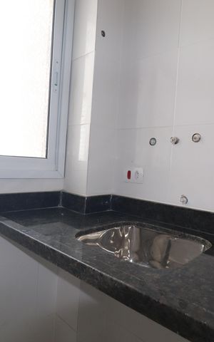 Apartamento à venda com 45m², 2 quartos e 1 vagaCozinha e Área de Serviço