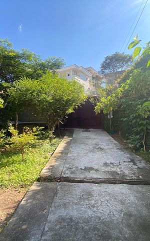 Casa de condomínio à venda com 176m², 2 quartos e 2 vagasGaragem